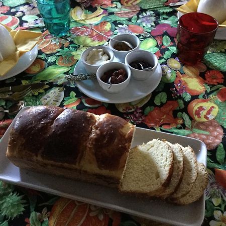 Mirabilia Acomodação com café da manhã Adrara San Rocco Exterior foto